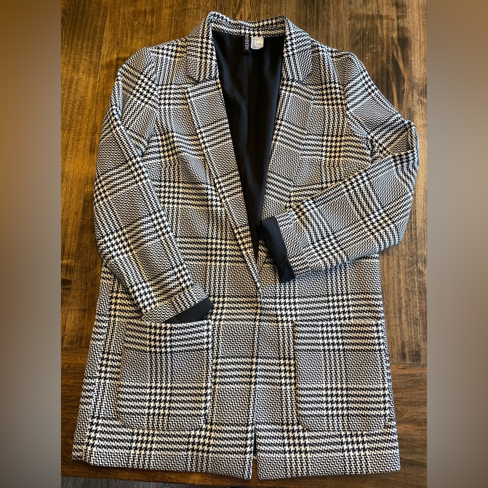 H&M Houndstooth Print Blazer Jacket…new without tags!